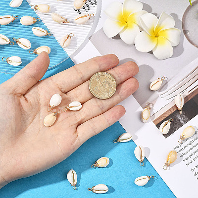 60Pcs Natural Cowrie Shell Dyed Pendants FIND-SC0020-75-1