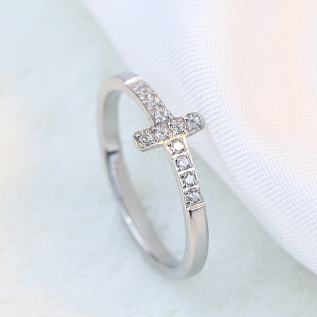 Cross Stainless Steel Micro Pave Clear Cubic Zirconia Finger Rings for Women FS-WG88B59-01-1