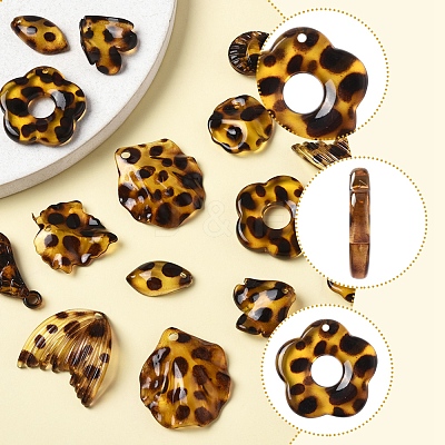 16Pcs 8 Styles Transparent Acrylic Pendants OACR-FS0004-06-1