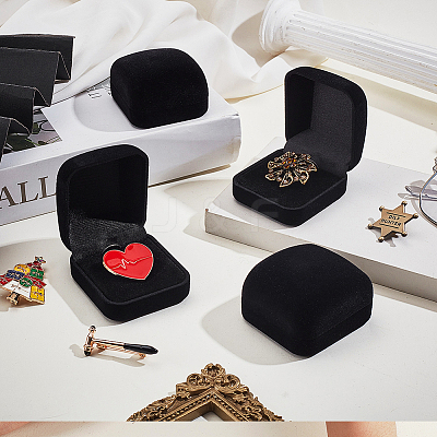 Plastic Cover with Velvet Brooch Packing Boxes VBOX-WH0012-06B-1