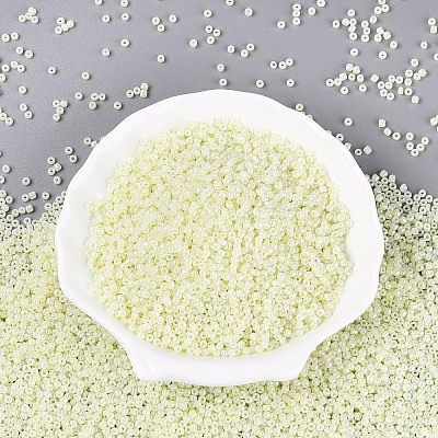 Glass Seed Beads SEED-A011-2mm-152-1