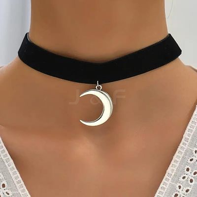 Gothic Moon CCB Plastic Pendant Black Velvet Choker Necklaces for Women FS-WG30AE2-01-1