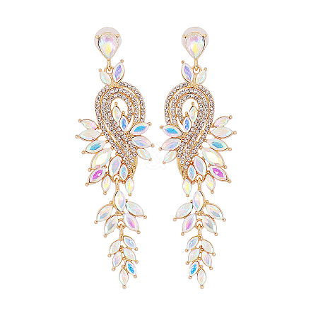 Sparkling Diamond Earrings for Women - Elegant and Chic Statement Jewelry ST4900919-1