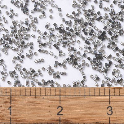 MIYUKI Delica Beads X-SEED-J020-DB1872-1