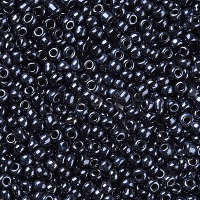 8/0 Glass Seed Beads SEED-A009-3mm-606-1