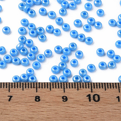 8/0 Czech Opaque Glass Seed Beads SEED-N004-003A-17-1