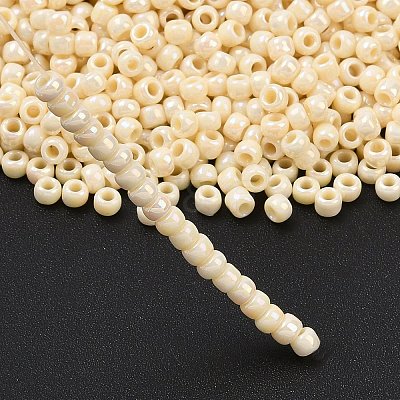 TOHO 8/0 Round Beads X-SEED-TR08-0409-1