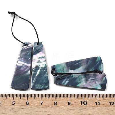 2Pcs Natural Black Lip Shell Pendants FIND-Z079-01D-1