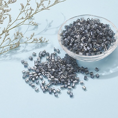 6/0 Glass Seed Beads SEED-YW0001-25C-1