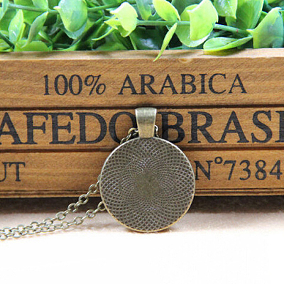 Wolf Pattern Flat Round Glass Pendant Necklaces NJEW-N0051-013B-01-1