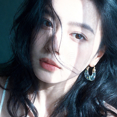 Resin and Brass Hoop Earrings for Women FS-WGF4F65-01-1
