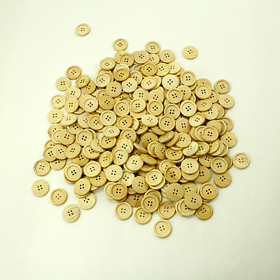 Natural Round 4 Hole Buttons X-NNA0VFK-1