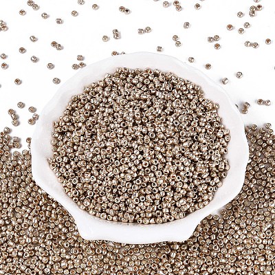 8/0 Glass Seed Beads SEED-A017-3mm-1107-1