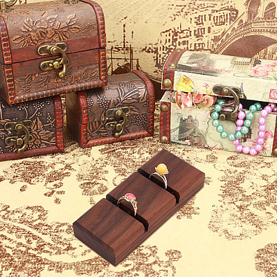 2-Slot Walnut Wood Ring Displays RDIS-WH0001-32A-1