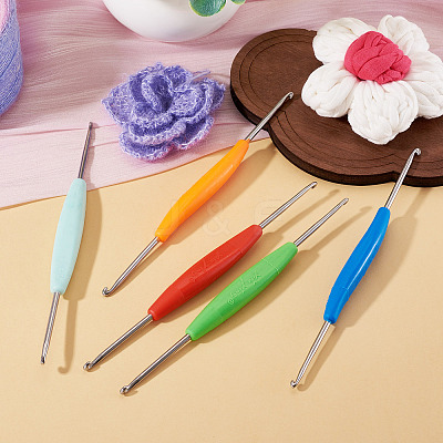 5Pcs 5 Colors Iron Crochet Hooks TOOL-TADJ0001-02-1
