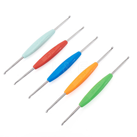 5Pcs 5 Colors Iron Crochet Hooks TOOL-TADJ0001-02-1