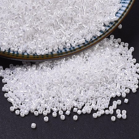 MIYUKI Delica Beads SEED-X0054-DB0201-1