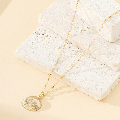 Summer Beach Alloy Pendant Necklaces for Women FS-WGAF64A-07-1