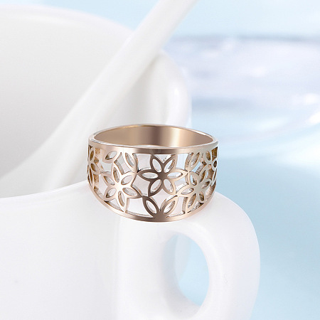Flower Pattern Hollow Out 304 Stainless Steel Finger Rings FS-WGDCC5F-09-1