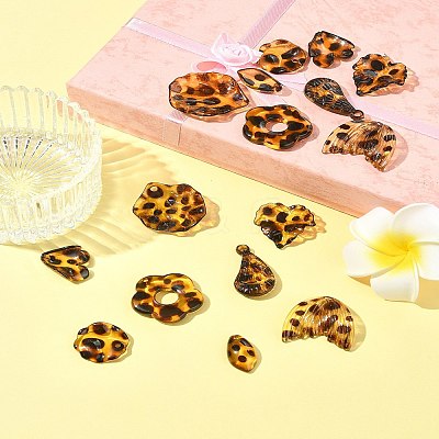 16Pcs 8 Styles Transparent Acrylic Pendants OACR-FS0004-06-1