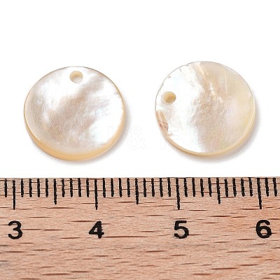 Natural White/Black Shell Carved Pendants SSHEL-D084-01B-1