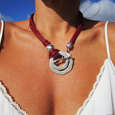Bohemian Double Ring Alloy Pendant Waxed Imitation Leather Cord Necklaces for Women FS-WG722D8-01-1